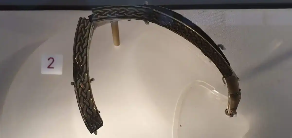 Detail van een voorwerp uit de Staffordshire Hoard.